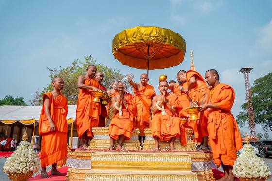 Wat Takhenakvorn temple photo 8